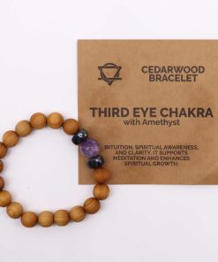 AWGIFTS Armbånd i Sedertre - Ametyst - Tredje Øye Chakra