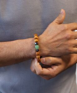 Alternative view of AWGIFTS Armbånd i Sedertre – Karneol – Sakralchakra
